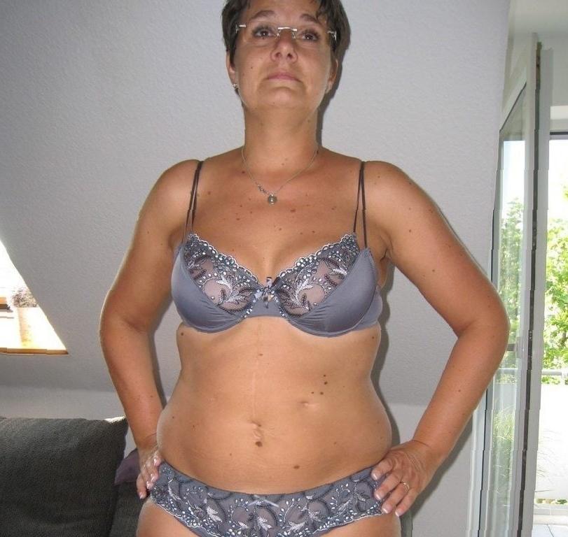 24P The Bra Is The Star