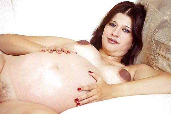 10P Sexy pregnant milfs expose themselves