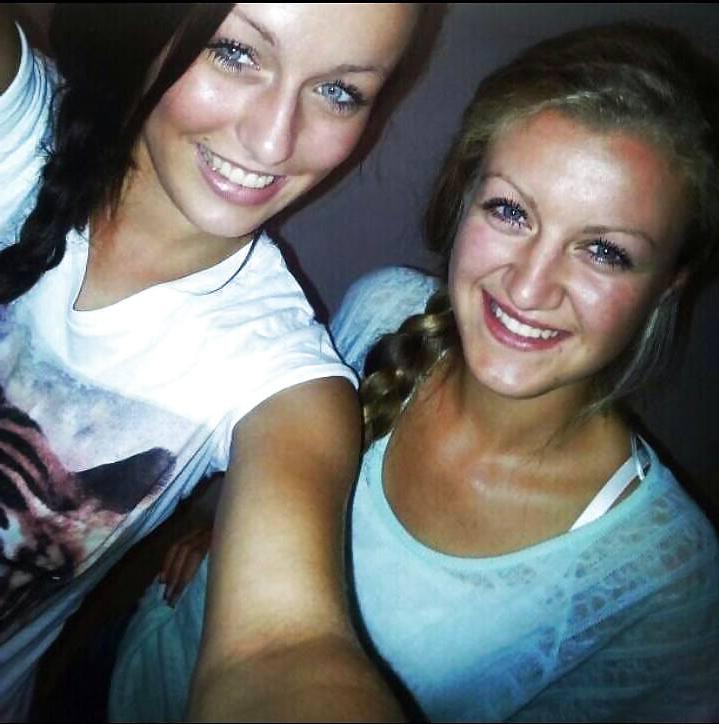 4P Cum on girls