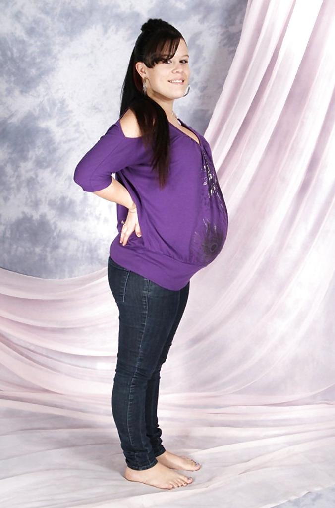 18P Pregnant Elda