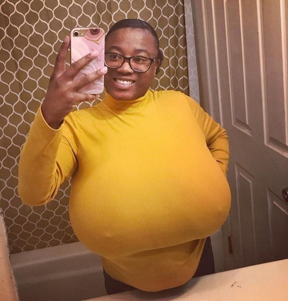 14P NO BRA club HUGE BOOBS and JUICY JUGGS edition 7
