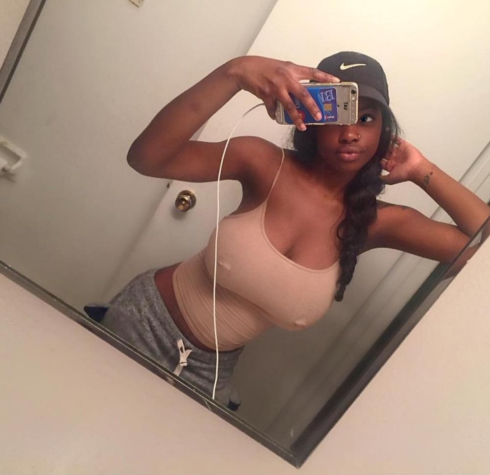 14P NO BRA club HUGE BOOBS and JUICY JUGGS edition 7