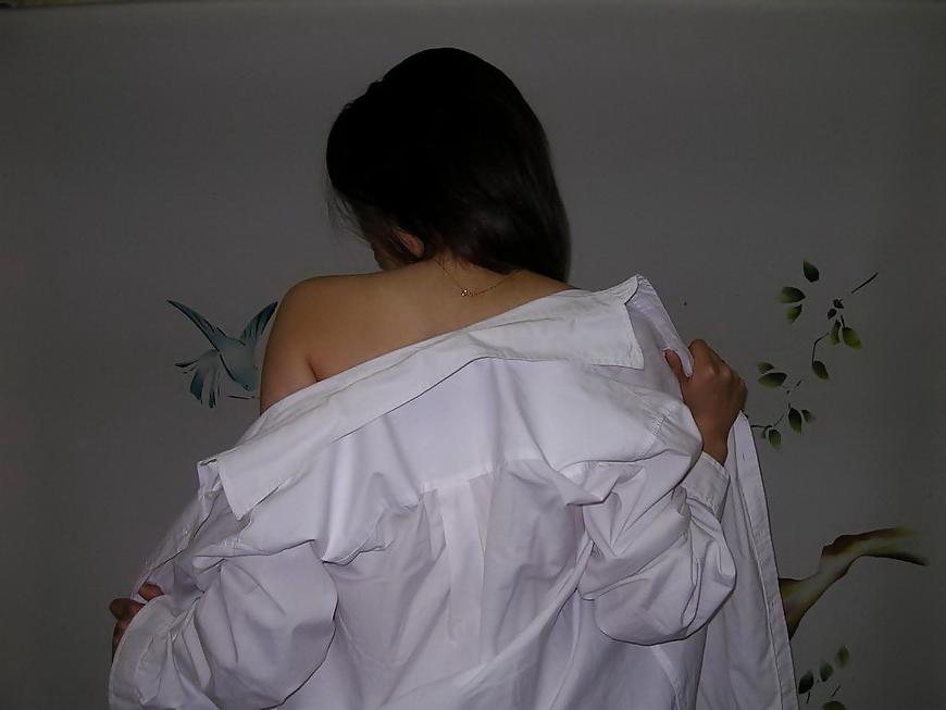 25P Korean girl gets her tight pussy fucked