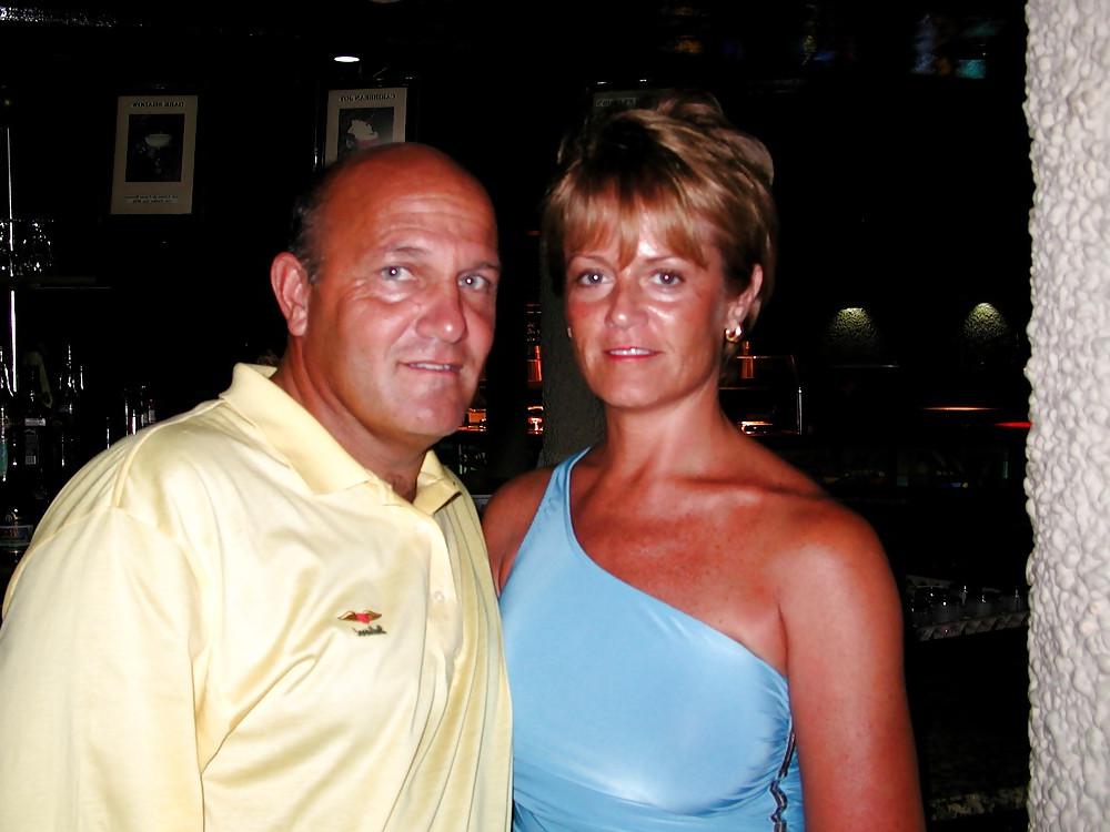 25P MILF on Vacation