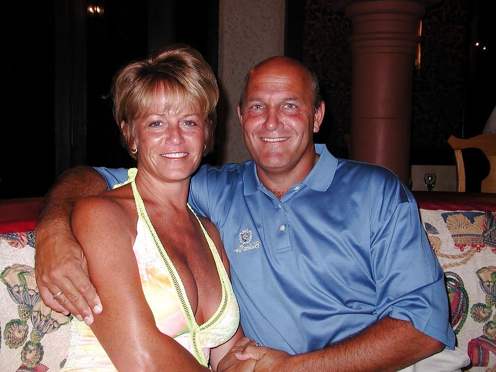 25P MILF on Vacation