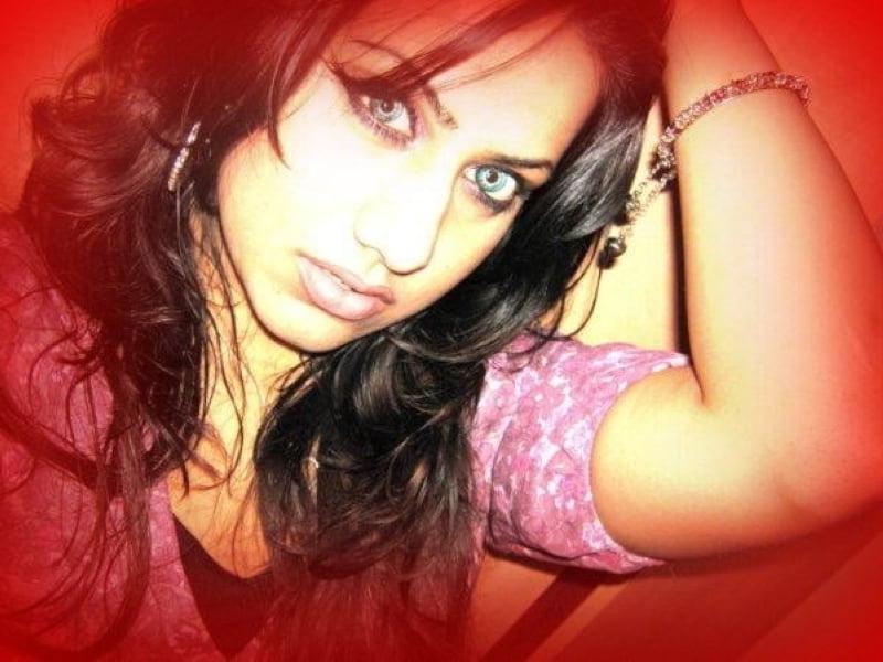 25P Paki Whore Natasha Indian 24yr Cunt From Dagenham Essex UK
