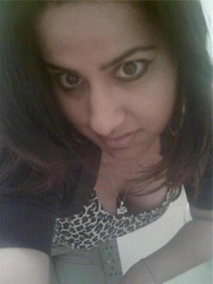 25P Paki Whore Natasha Indian 24yr Cunt From Dagenham Essex UK