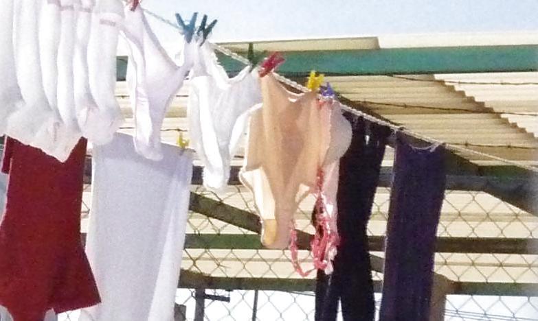 8P PANTY AND BRA NEXT DOOR GIRL VECINA MEXICO comment pls
