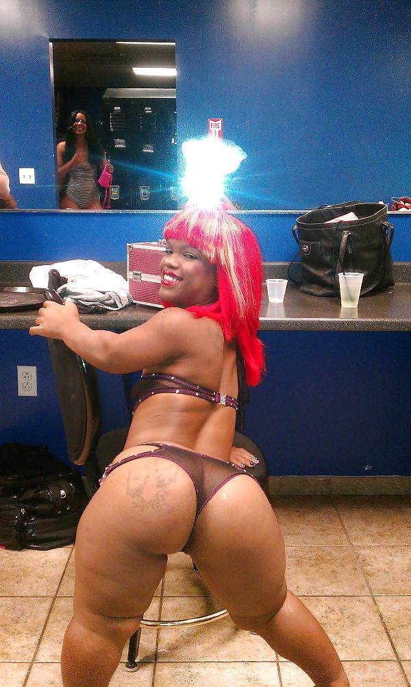 25P Midget Stripper