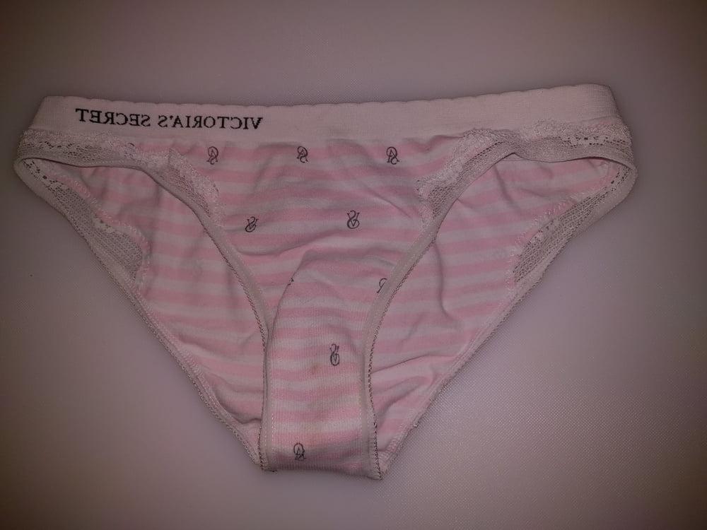 25P Japanese Wife's Used Panties 1