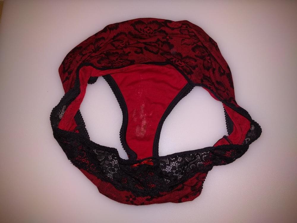 25P Japanese Wife's Used Panties 1