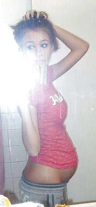 15P Pregnant girls