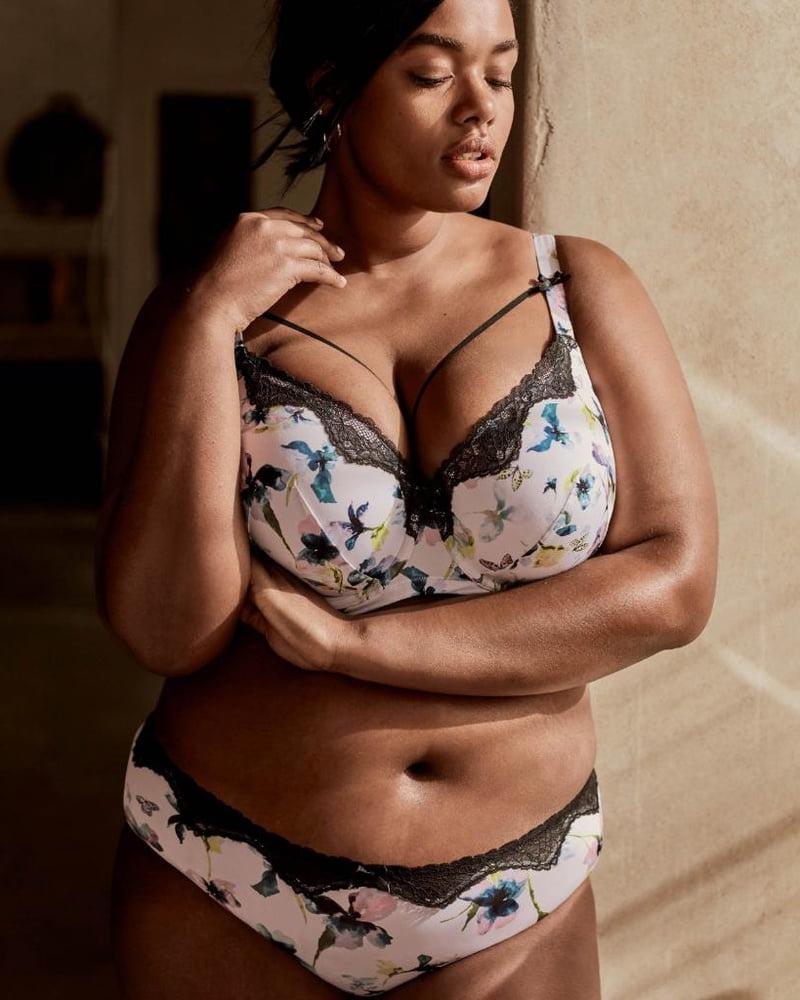 25P BBW SEXY BRA 282