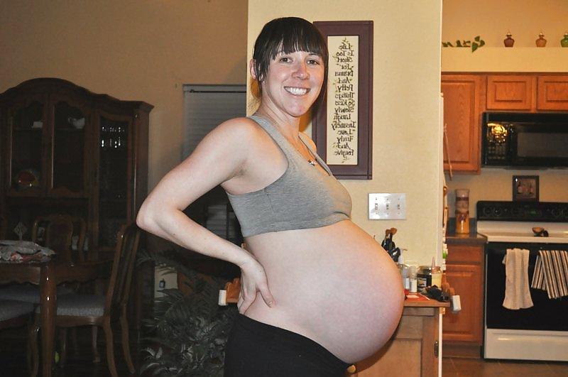 25P Pregnant (not porn)