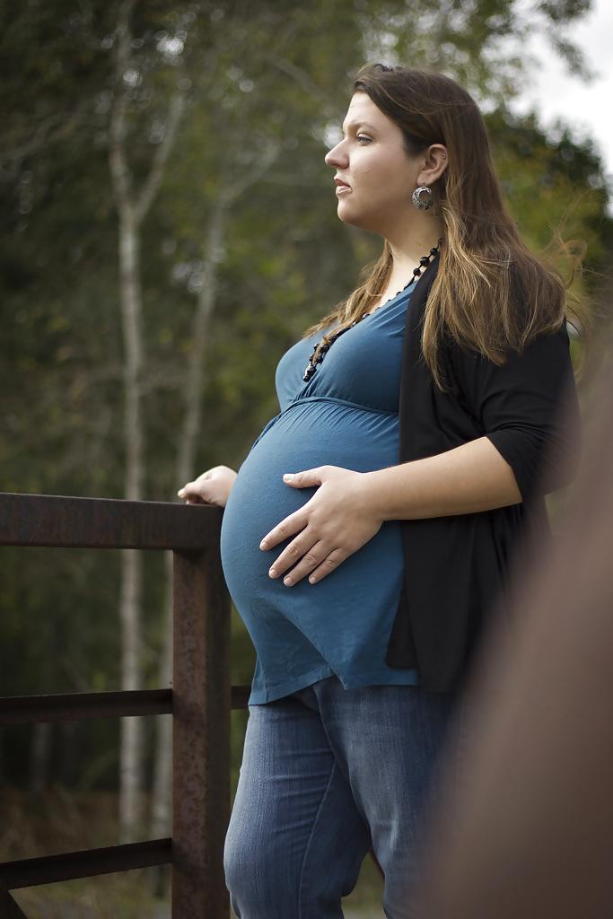 25P Pregnant (not porn)