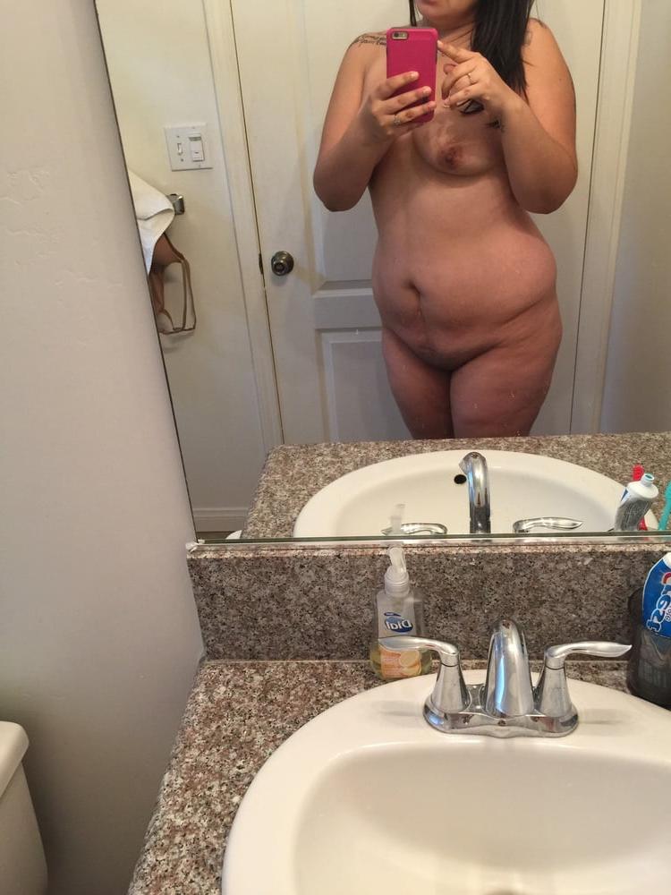 20P Sexy thick Latina