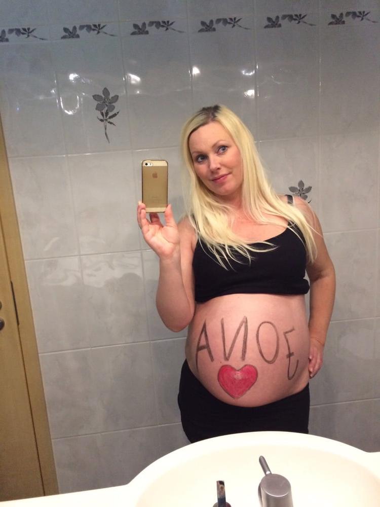 25P pregnant
