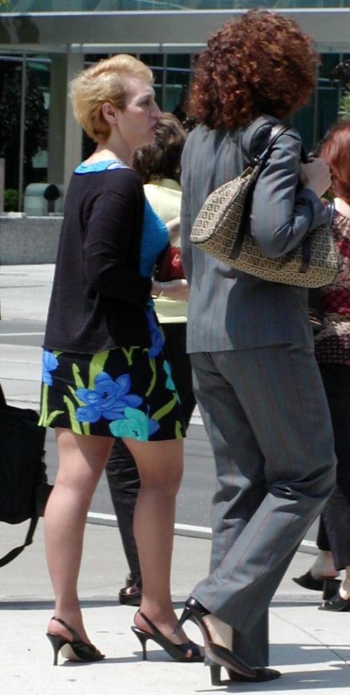 25P Sexy MILFs and GILFs wearing Tights 6