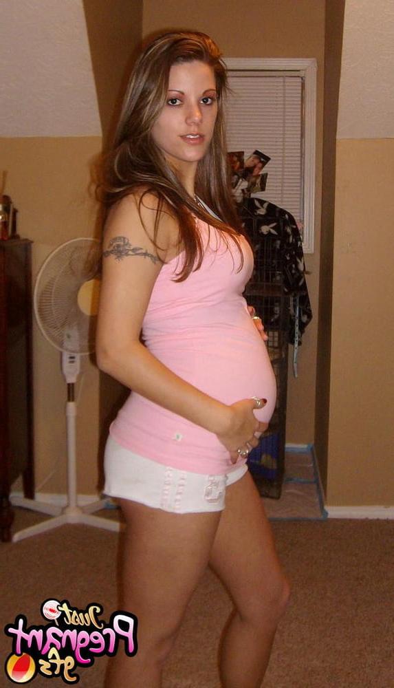 25P Pregnant and Still Sexy 152