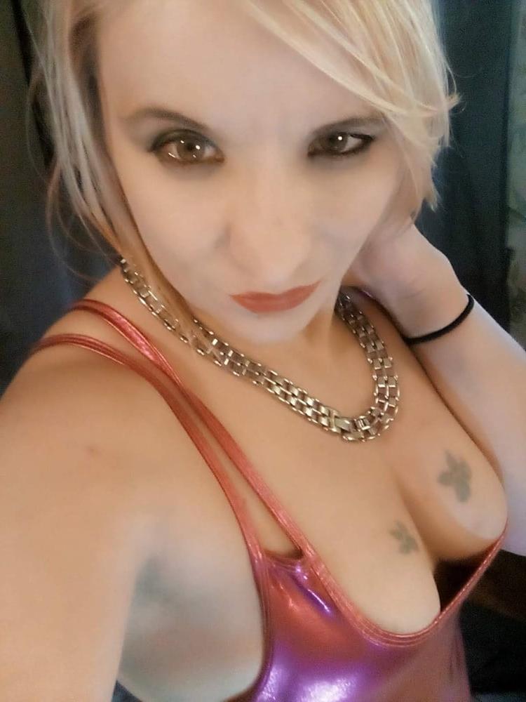 8P Pretty in pink