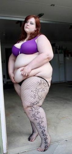 25P Big And Thick White Women 4