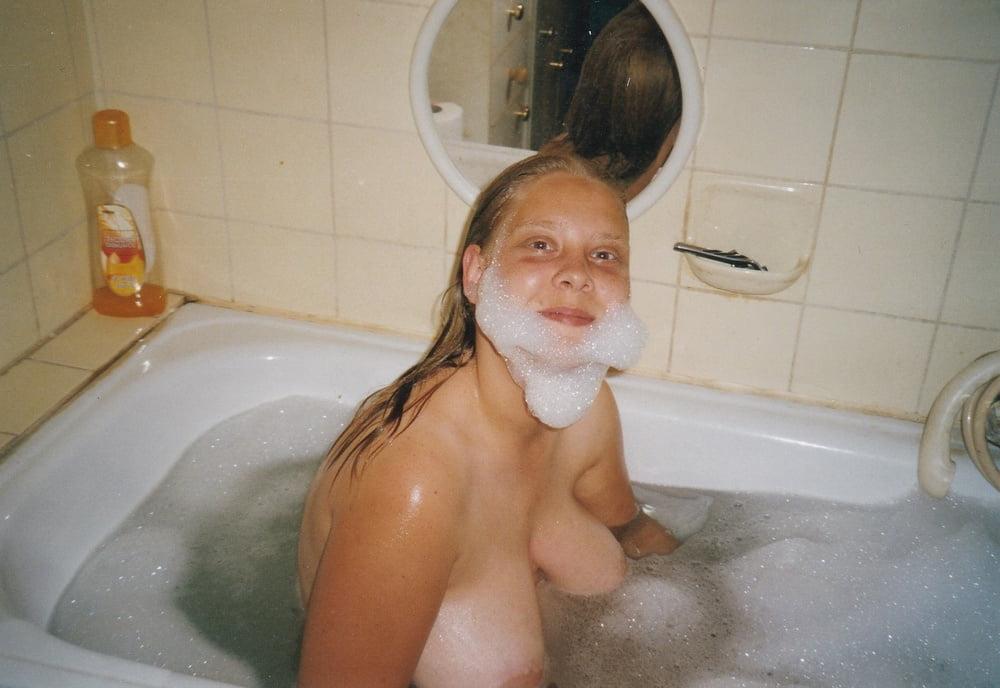 21P Bath Time