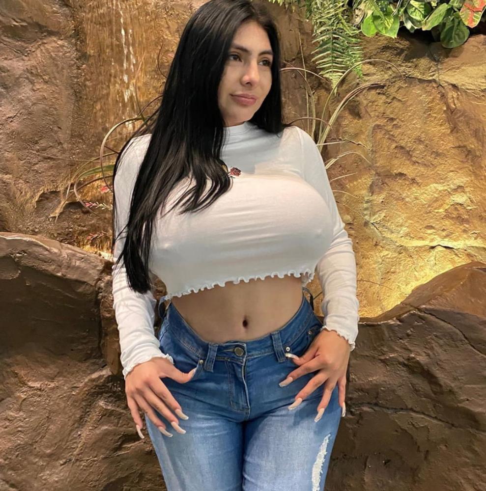 16P NO BRA club HUGE BOOBS and JUICY JUGGS edition 5