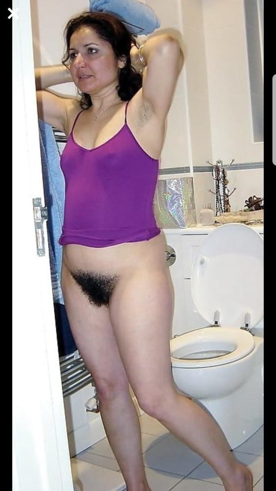 25P Bonnes chattes poilues vol 12 - hairy pussies  hairy cunt