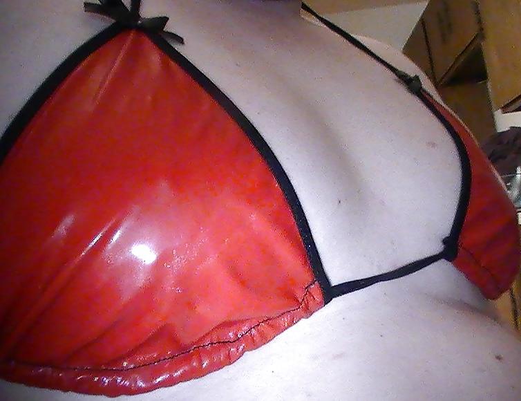 22P Some lingerie and bra's