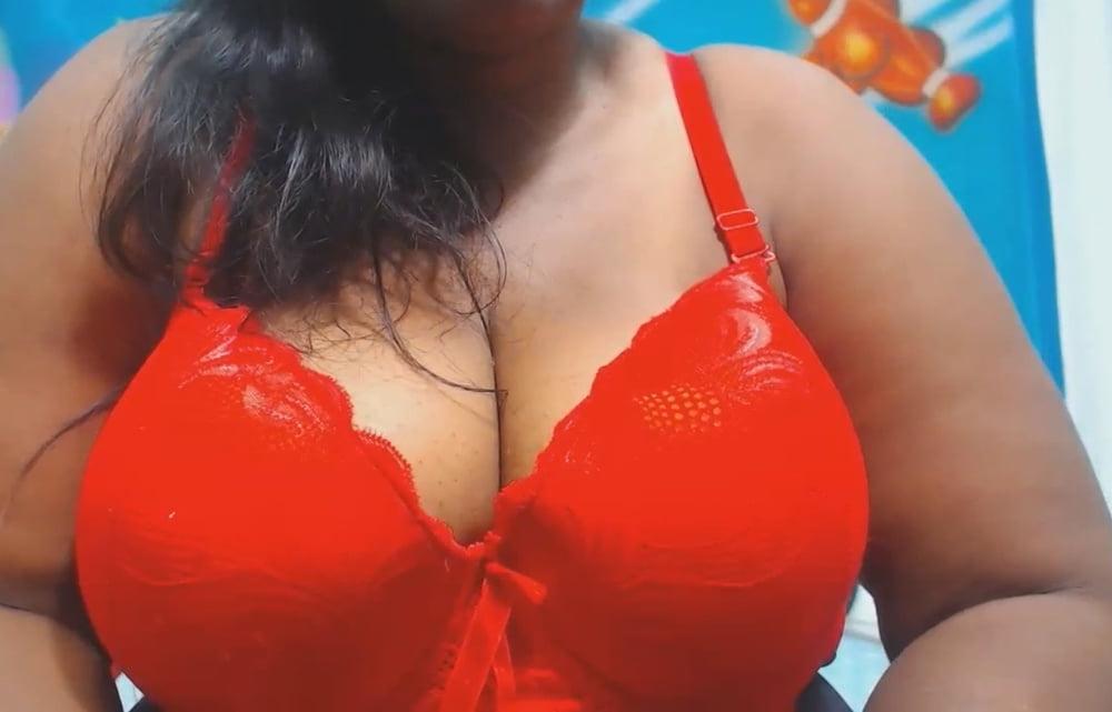 25P boobs and bra 2