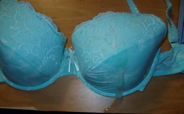 13P Bras and cum on it
