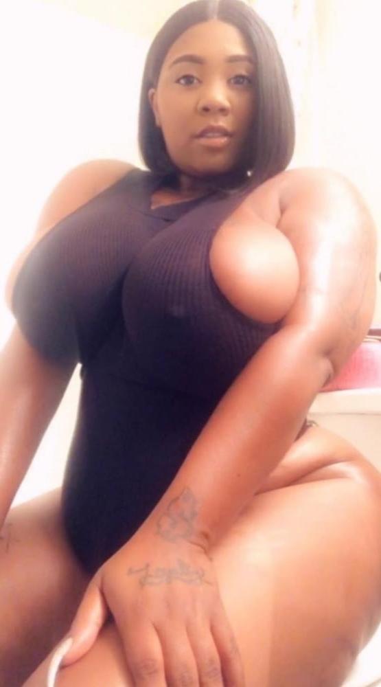 25P Beautiful Thick Women 30