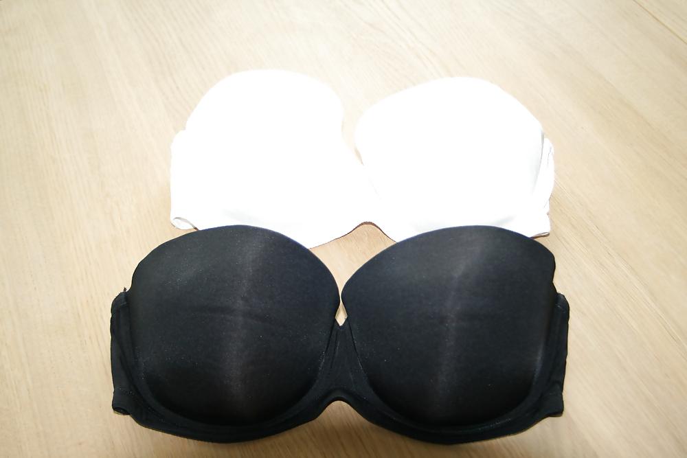 12P Used D80 bra