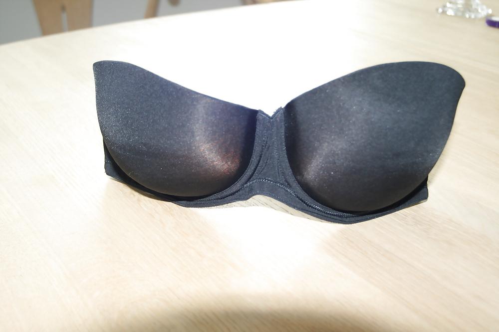 12P Used D80 bra