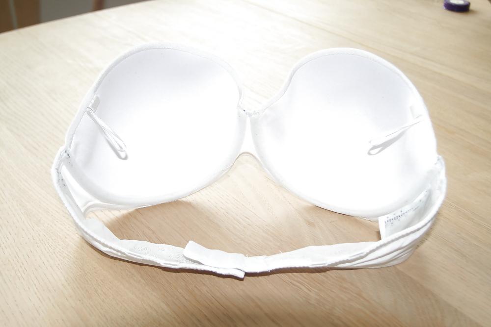 12P Used D80 bra