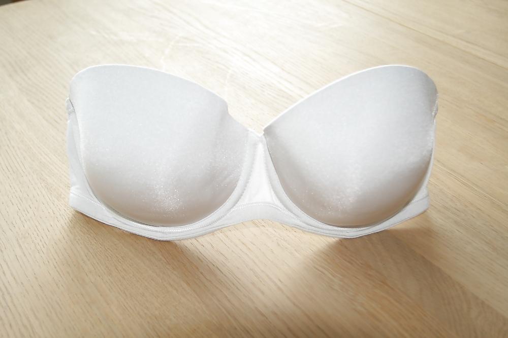 12P Used D80 bra