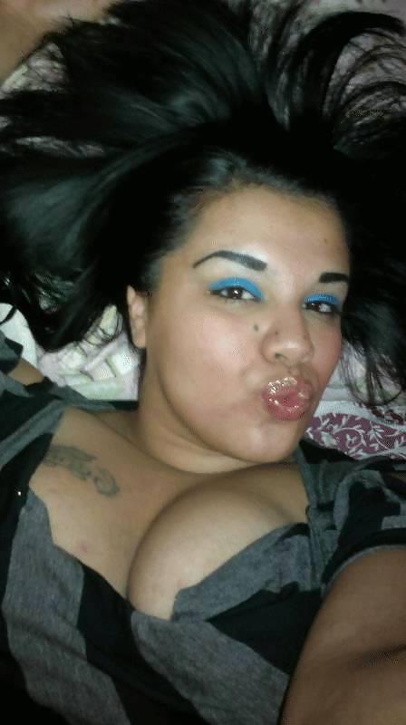 25P Cum on MocoSpace 