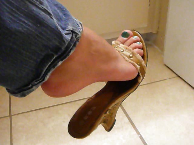 6P Pretty feet