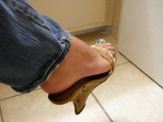 6P Pretty feet