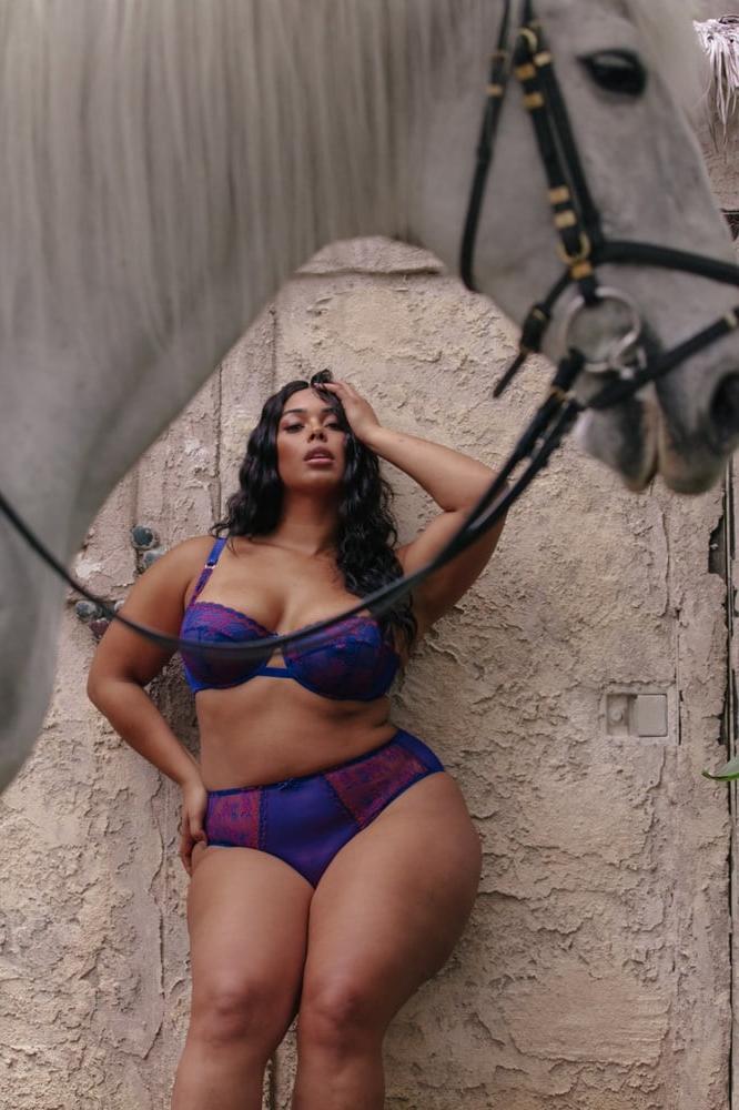 25P BBW SEXY BRA 273