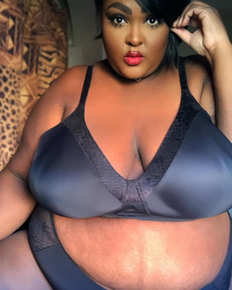 25P BBW SEXY BRA 270