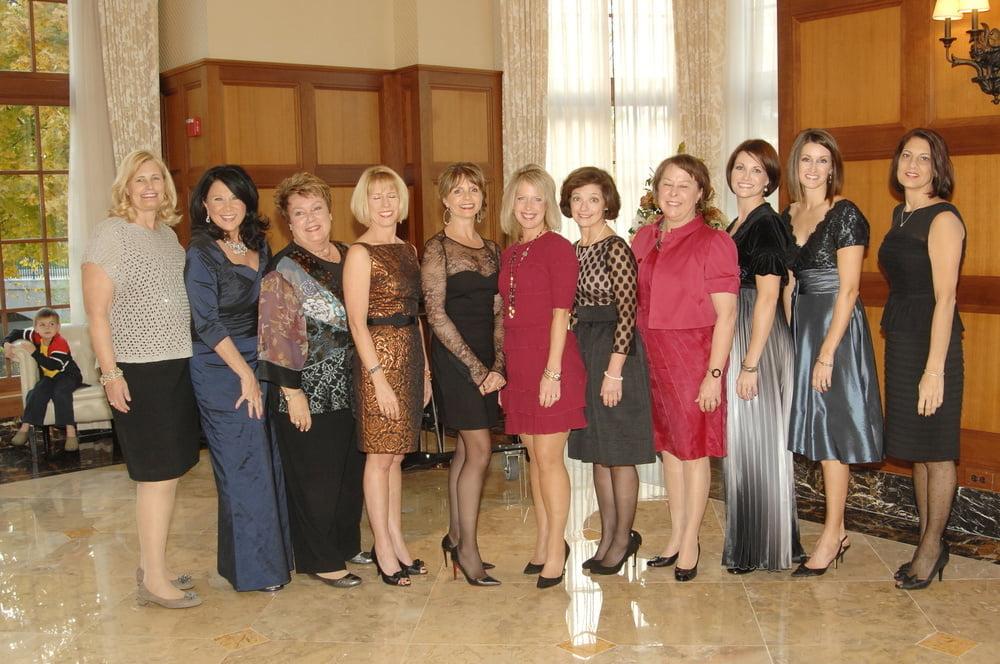 25P Sexy MILFs and GILFs Wearing Tights 5