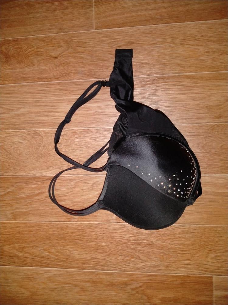10P My gf victoria secret bra 38b