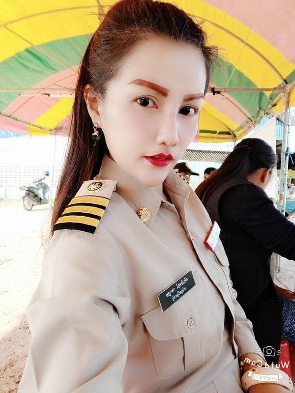 25P Thai teacher 1
