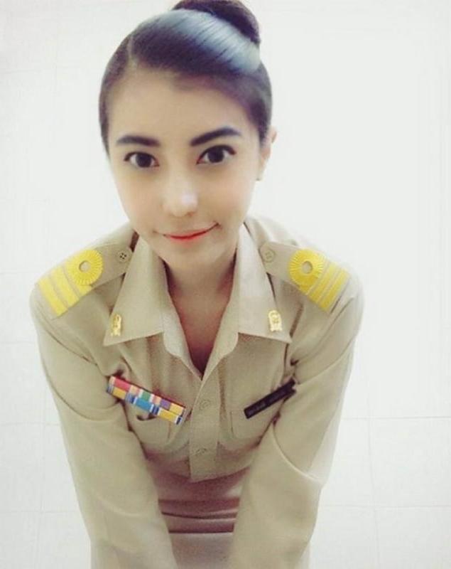 25P Thai teacher 1
