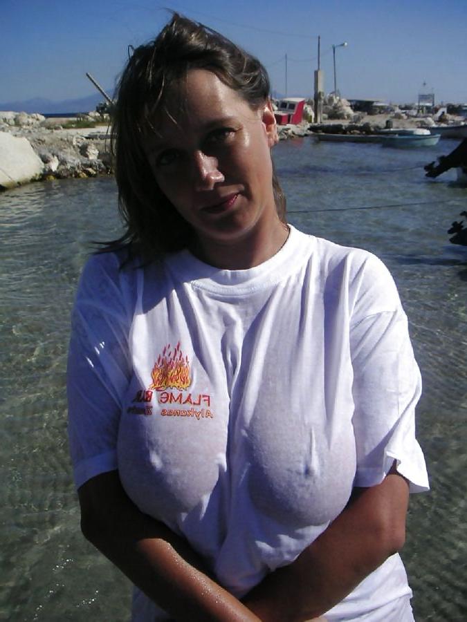 25P Amazing nipple girlfriend