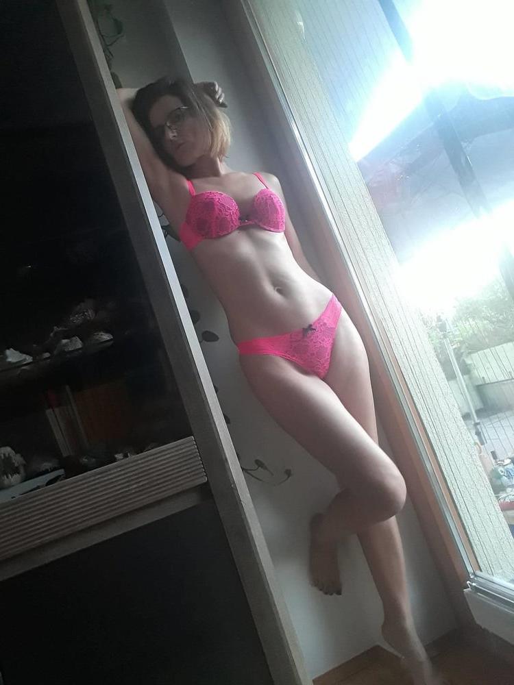 25P Amazing milf