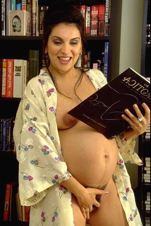 25P Pregnant and hairy 2