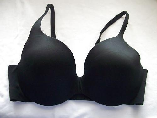 25P Used black bra