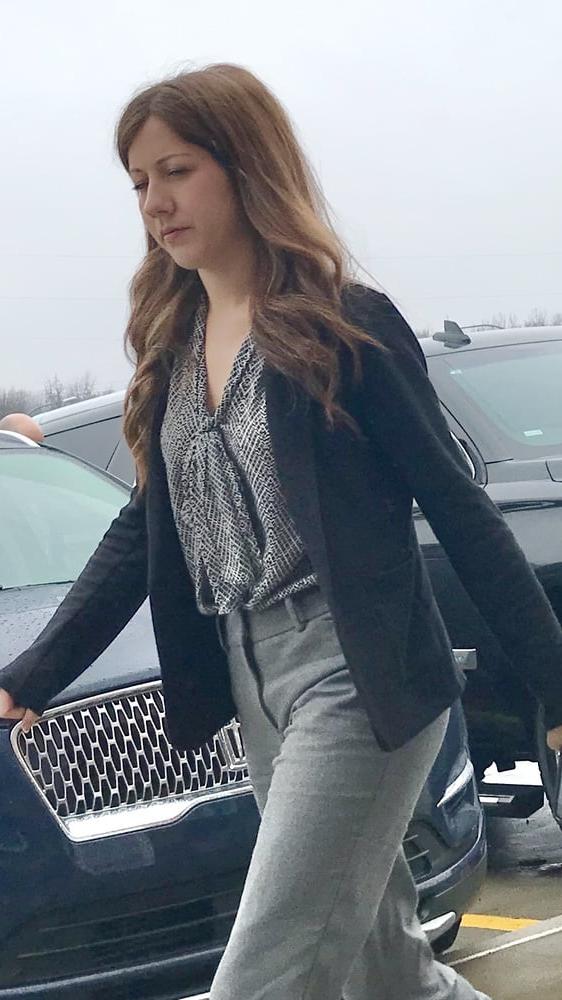 22P Pretty slim milf  VPL